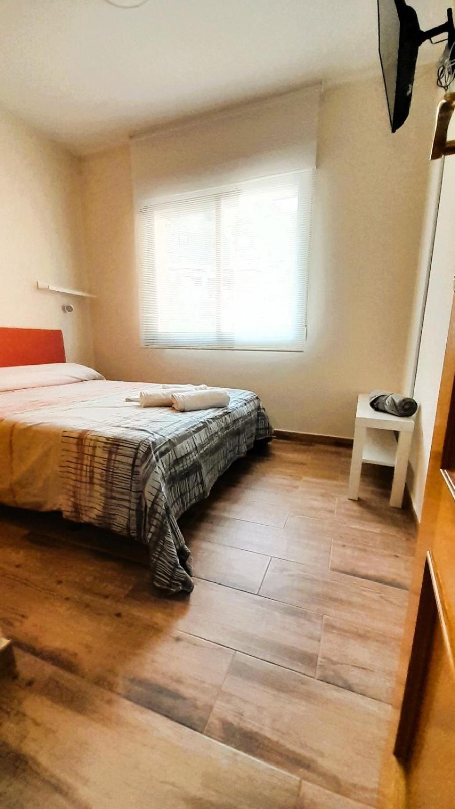 Ferienwohnung La Casona Serranillos Exterior foto