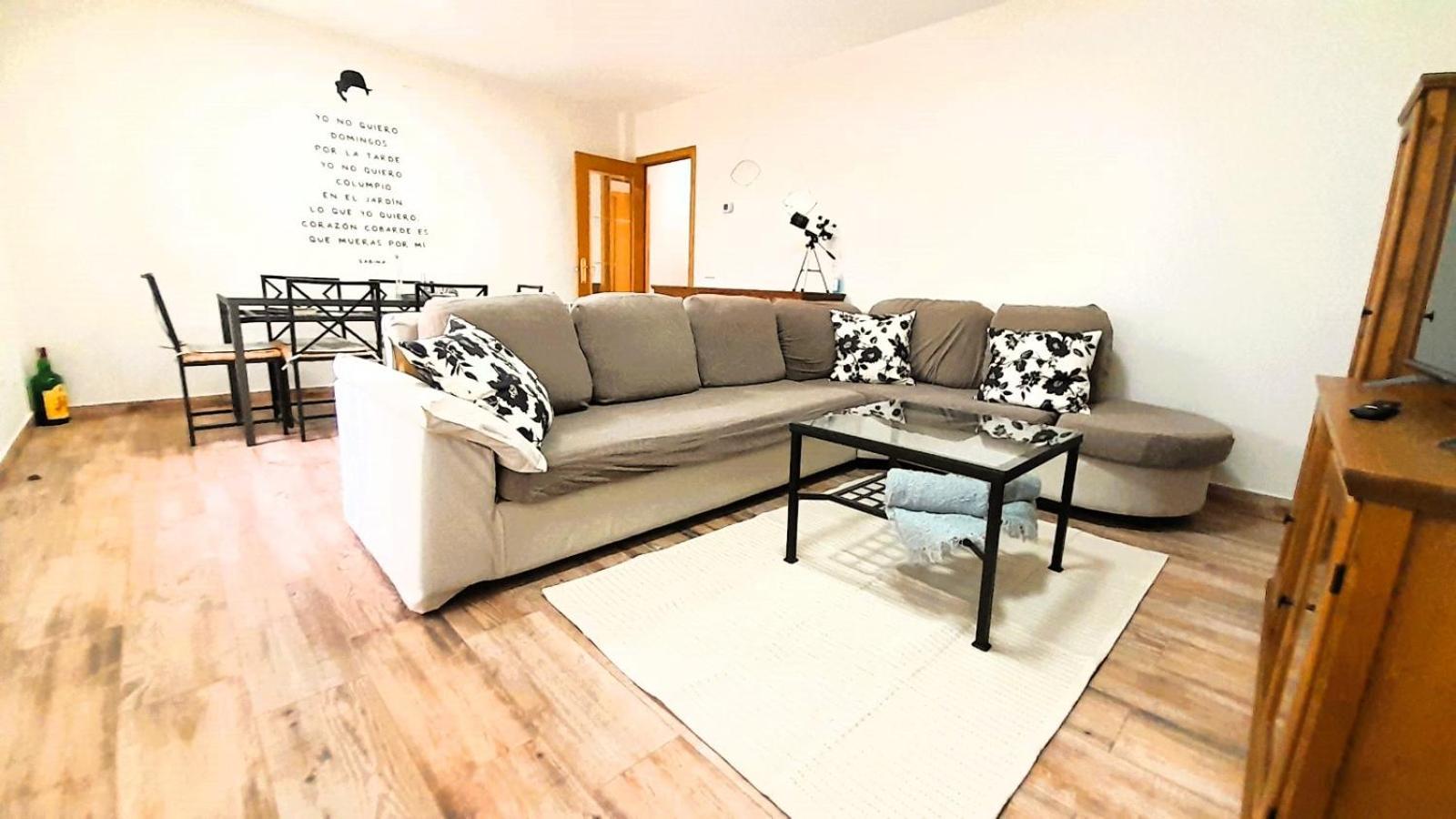 Ferienwohnung La Casona Serranillos Exterior foto