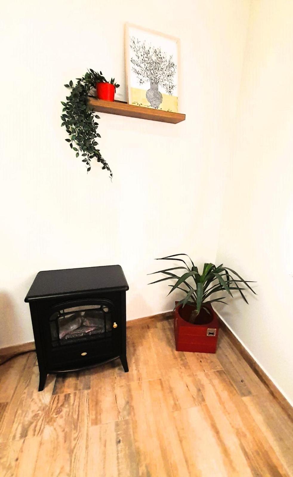 Ferienwohnung La Casona Serranillos Exterior foto