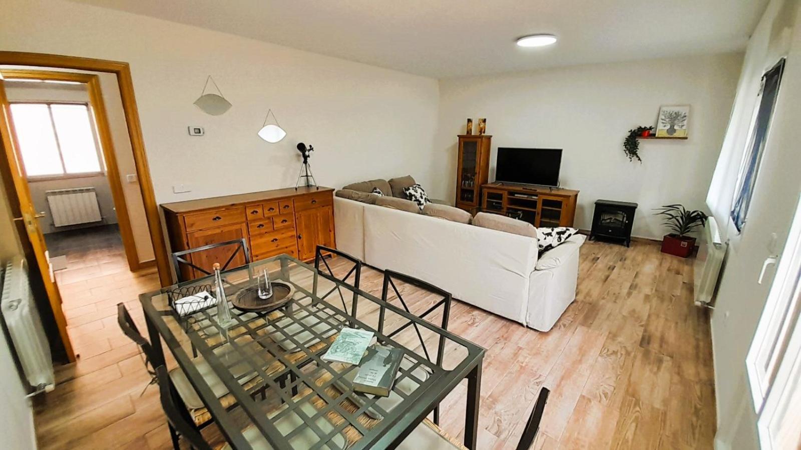 Ferienwohnung La Casona Serranillos Exterior foto